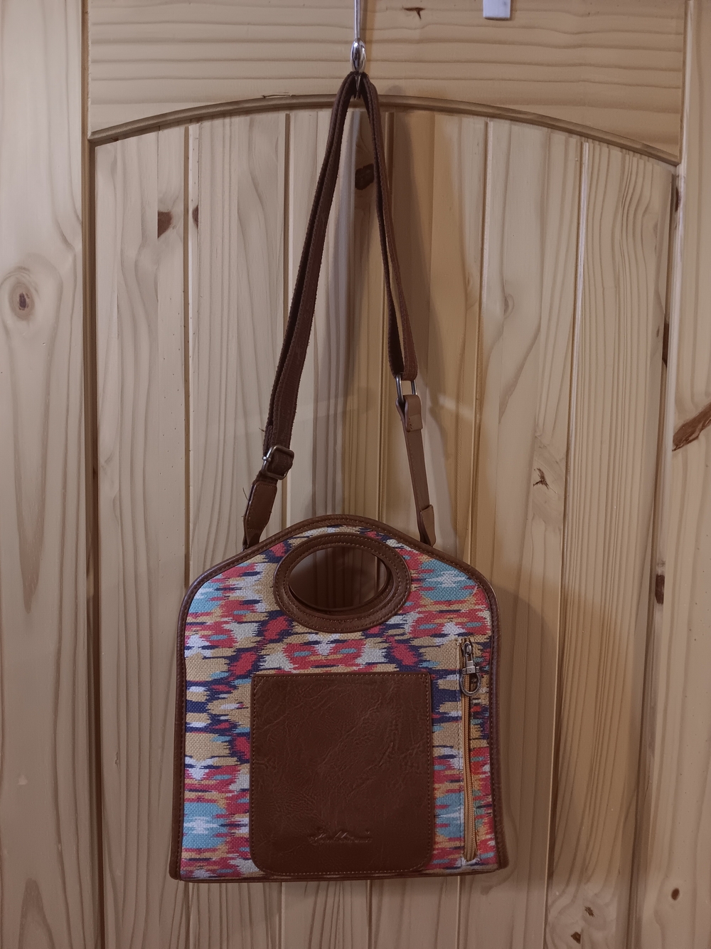 Montana West Southwestern Pattern Concealed Carry Shoulder Bag - Picture 2 of 13